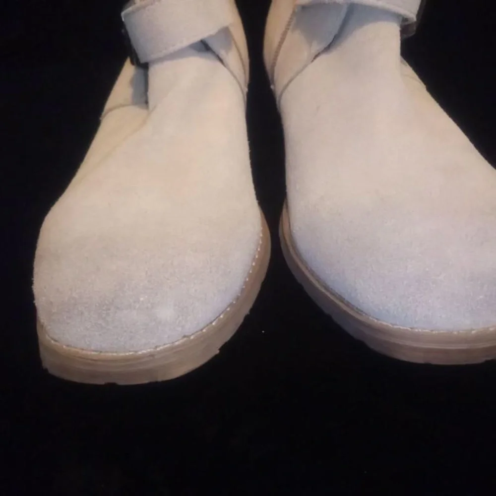 Tan booties - Picture 6 of 6